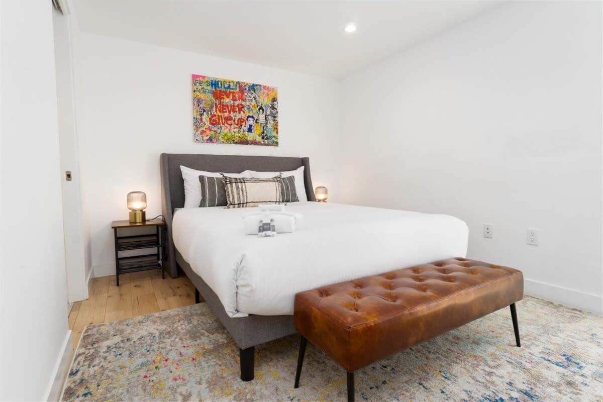Bright And Trendy 2-Story Bankers Hill Condo Сан Диего Екстериор снимка