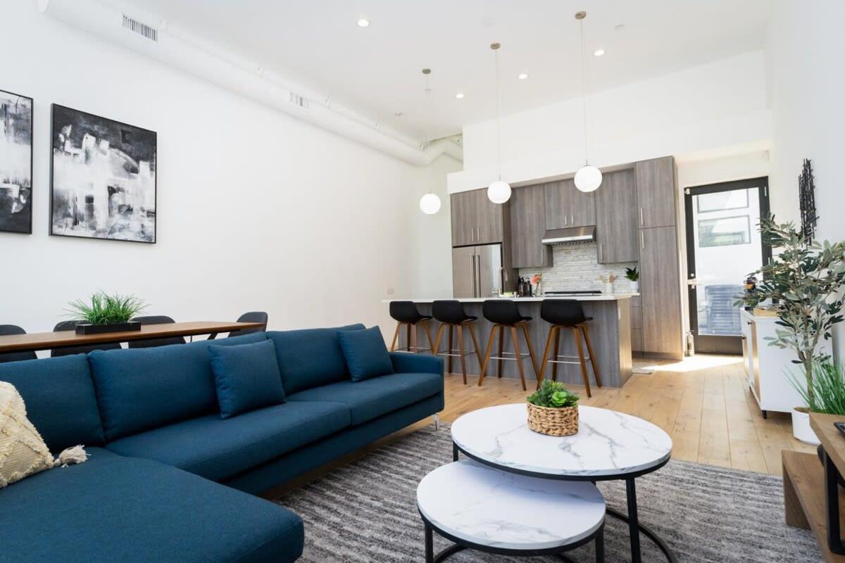Bright And Trendy 2-Story Bankers Hill Condo Сан Диего Екстериор снимка